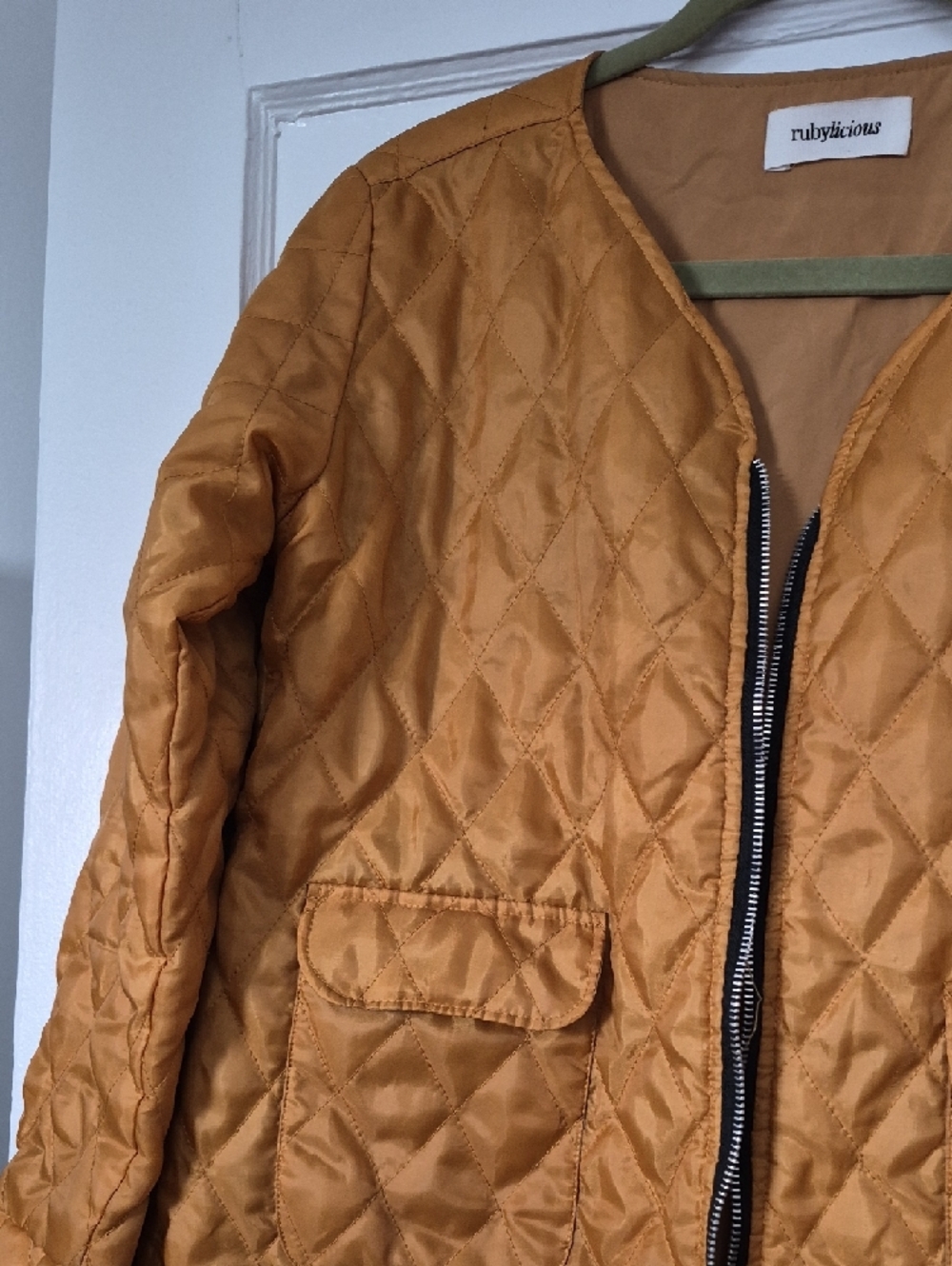 Quilted Mustard Yellow Light Quilted Zip-Up Jacket Coat With Pockets Med/large - Picture 4 of 10